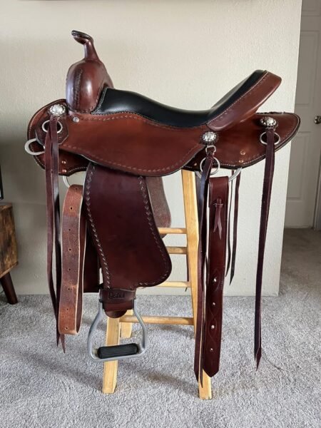 brand-new-cashel-trail-saddle