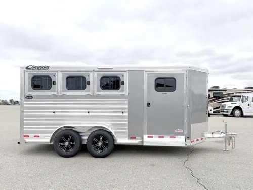 2024 Cimarron Norstar 3HBP – 3-Horse Bumper Pull Slant Load Trailer