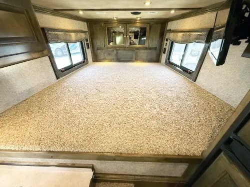 2017 Cimarron Norstar 4HLQ LQ - Image 24