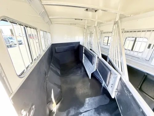 2017 Cimarron Norstar 4HLQ LQ - Image 14