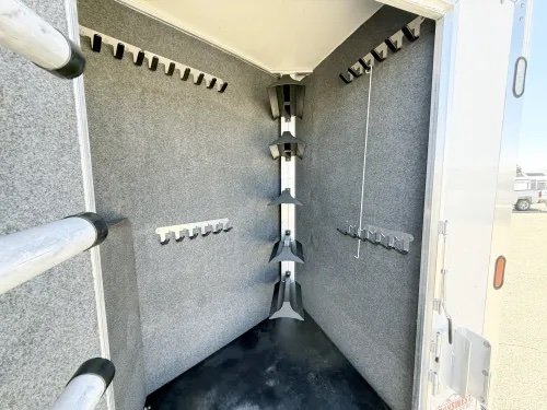 2017 Cimarron Norstar 4HLQ LQ - Image 7