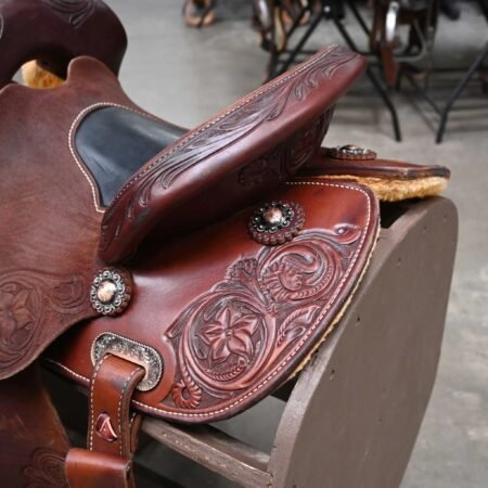 14-burns-barrel-saddle
